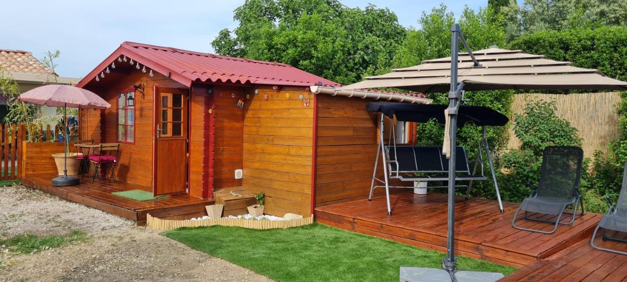 Le Chalet Des Dany Saint-Mamert-du-Gard Exteriör bild